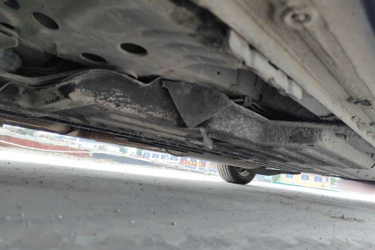 Used Buick Century 2023 2.0T Seven-Seater Deluxe Edition Chassis Rear Left