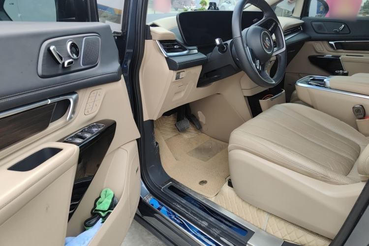 Used Buick Century 2023 2.0T Seven-Seater Deluxe Edition Driver Seat