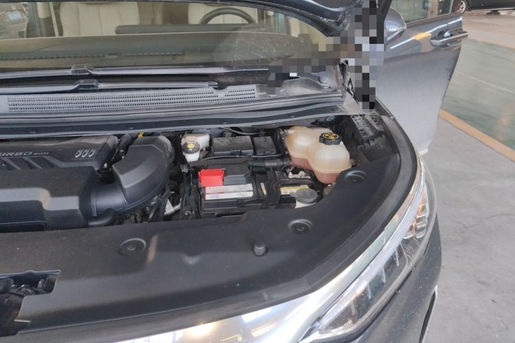 Used Buick Century 2023 2.0T Seven-Seater Deluxe Edition Engine Bay Left