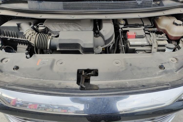 Used Buick Century 2023 2.0T Seven-Seater Deluxe Edition Engine Bay