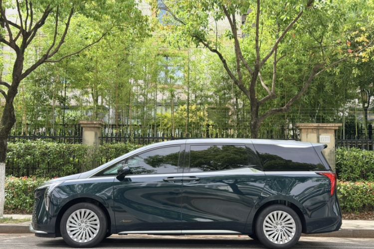 Used Buick Century 2023 2.0T Four-Seat Private Edition Exterior 1
