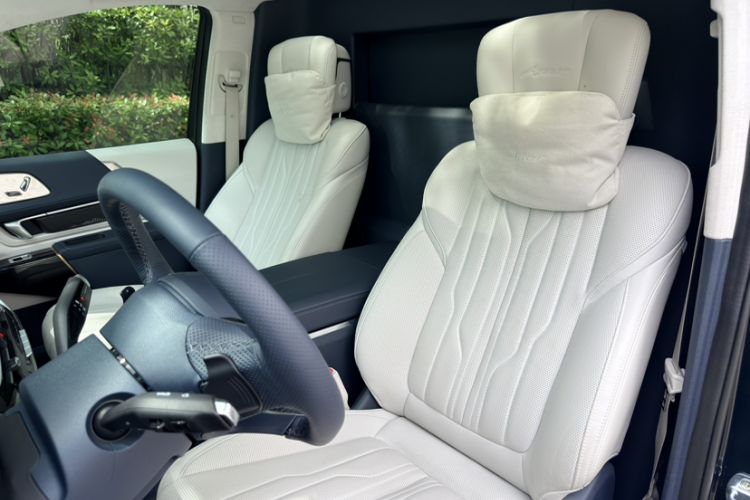 Used Buick Century 2023 2.0T Four-Seat Private Edition Interior 3