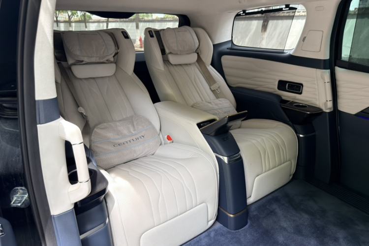 Used Buick Century 2023 2.0T Four-Seat Private Edition Interior 4