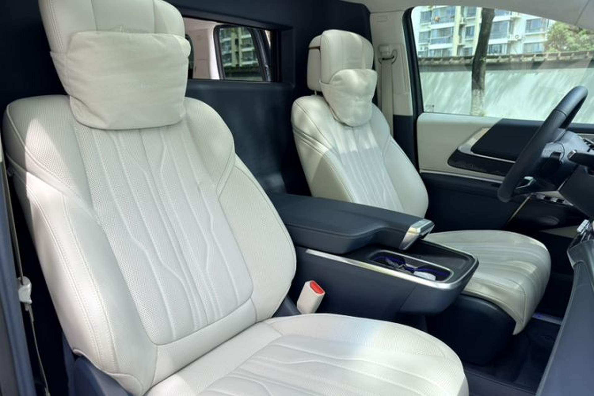 Used Buick Century 2023 2.0T Four-Seat Private Edition Interior 5