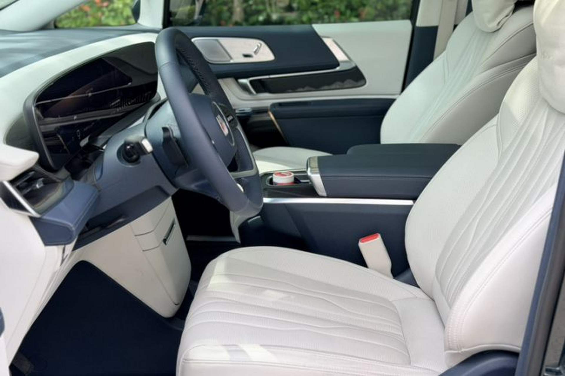 Used Buick Century 2023 2.0T Four-Seat Private Edition Interior 6