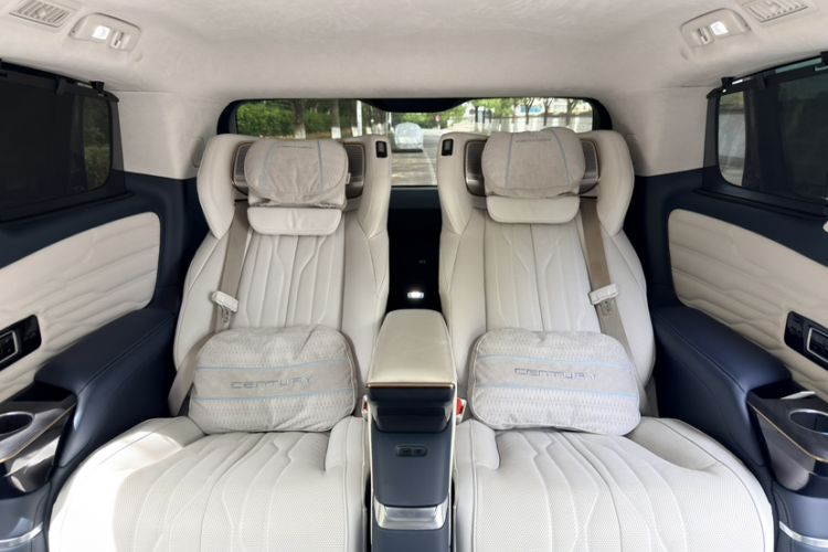 Used Buick Century 2023 2.0T Four-Seat Private Edition Interior 8