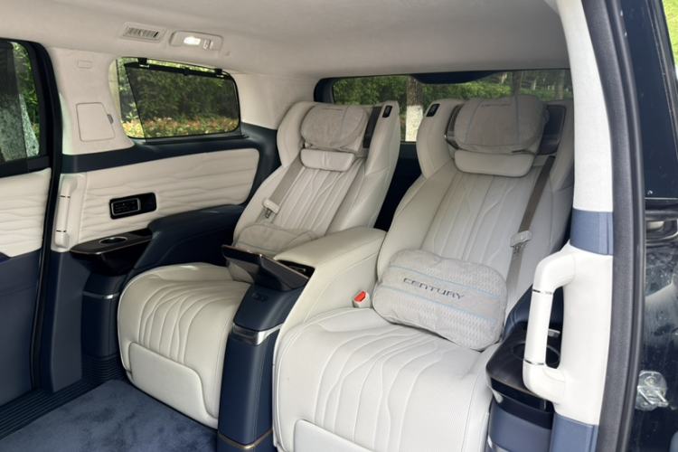 Used Buick Century 2023 2.0T Four-Seat Private Edition Interior 9