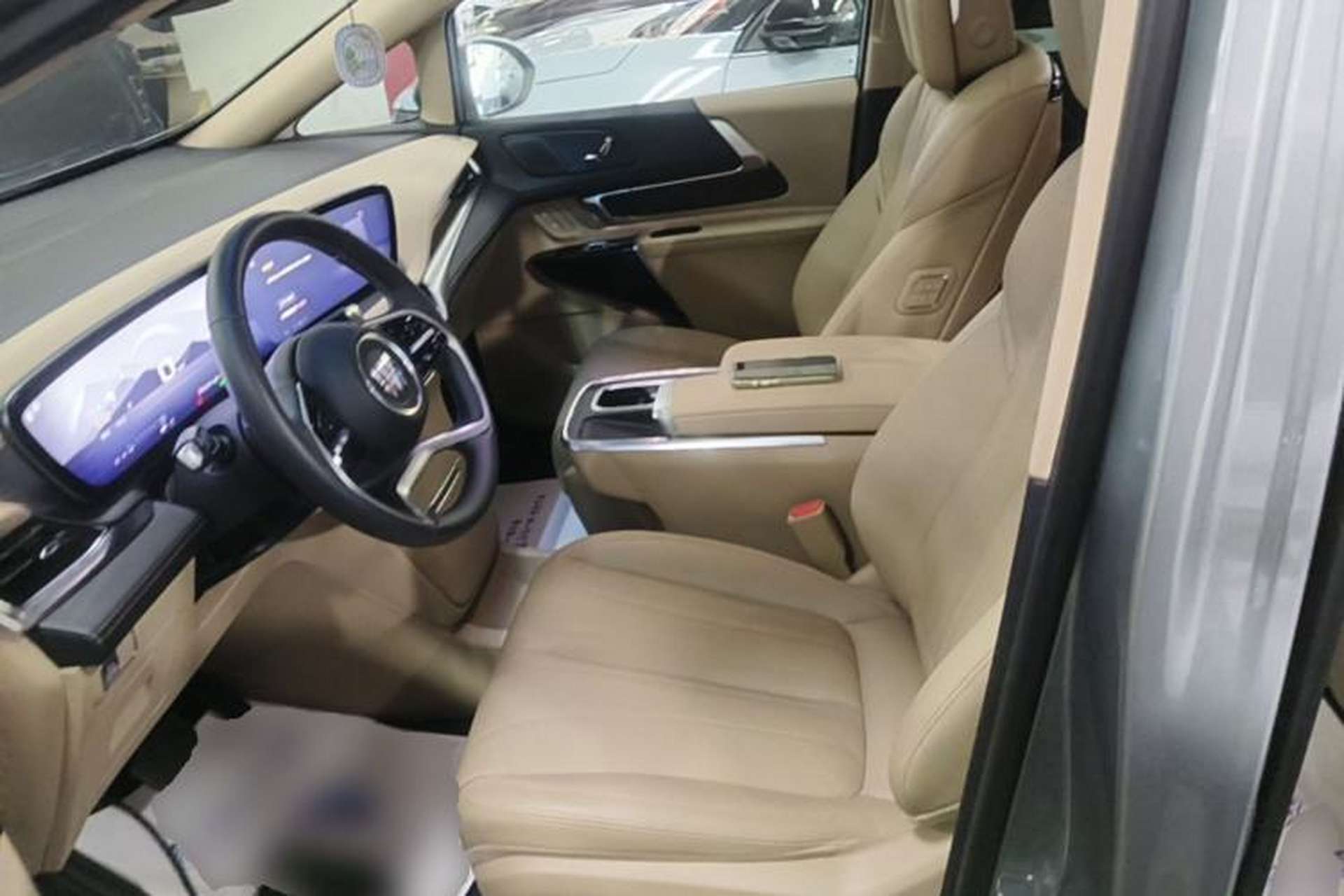 Used Buick Century 2023 2.0T Seven-Seater Deluxe Edition Left Front Seat