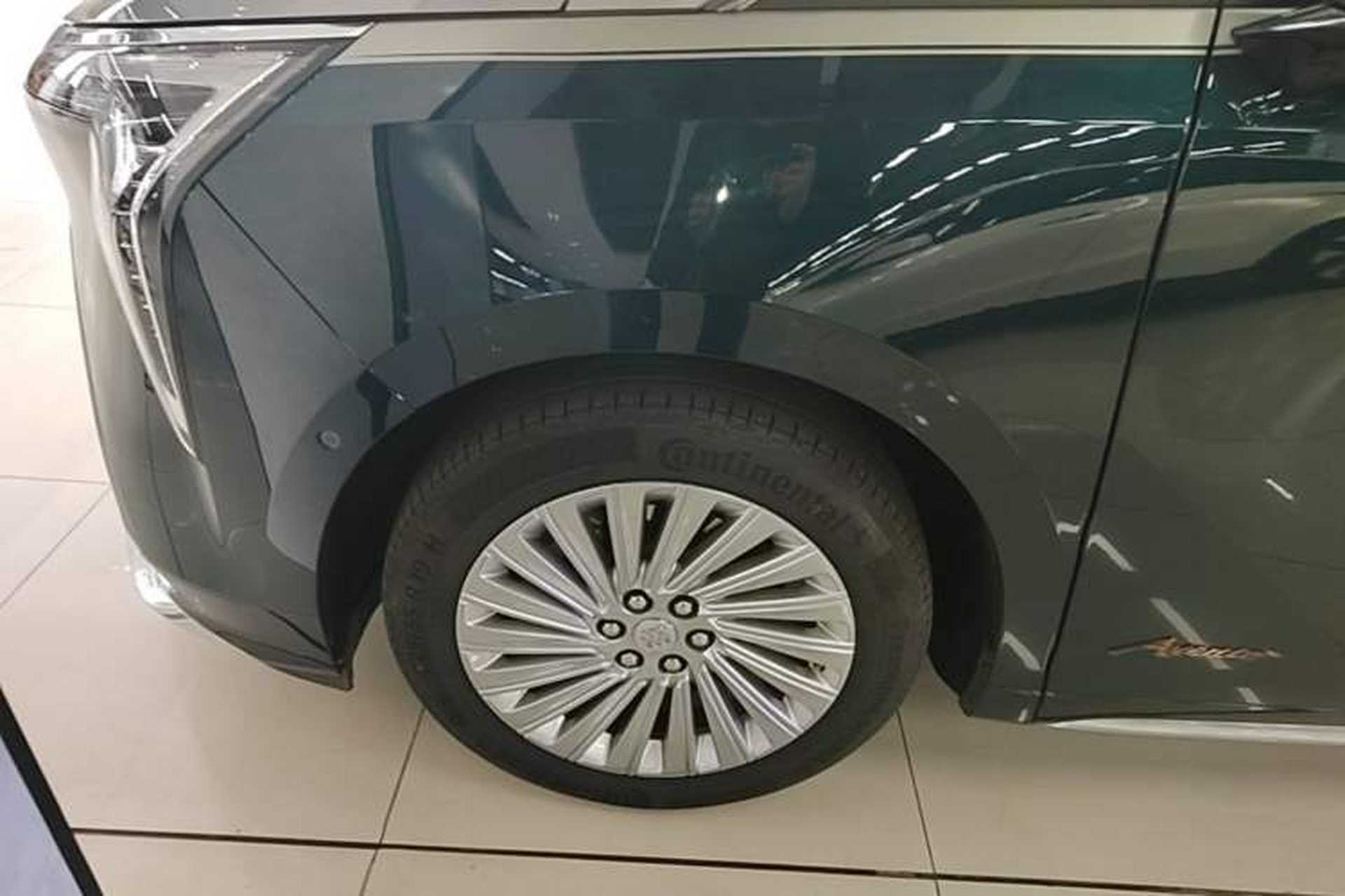 Used Buick Century 2023 2.0T Four-Seat Private Edition Left Front Wheel Hub