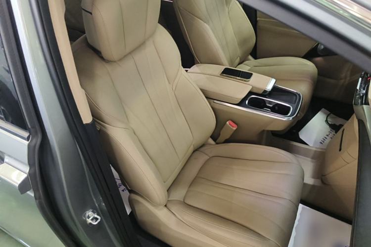 Used Buick Century 2023 2.0T Seven-Seater Deluxe Edition Right Front Seat