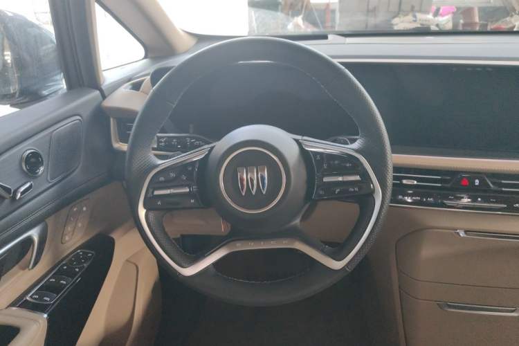 Used Buick Century 2023 2.0T Seven-Seater Deluxe Edition Steering Wheel