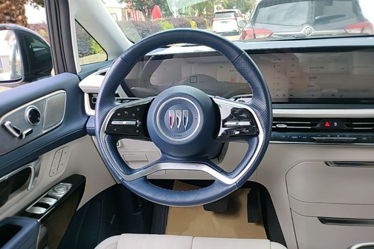 Used Buick Century 2023 2.0T Seven-Seater Yinshi Edition Steering Wheel