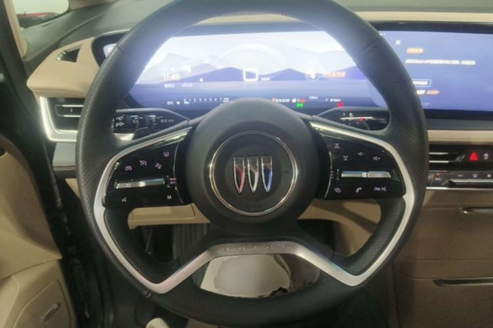 Used Buick Century 2023 2.0T Seven-Seater Deluxe Edition Steering Wheel
