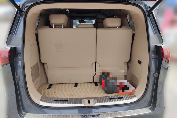 Used Buick Century 2023 2.0T Seven-Seater Deluxe Edition Trunk