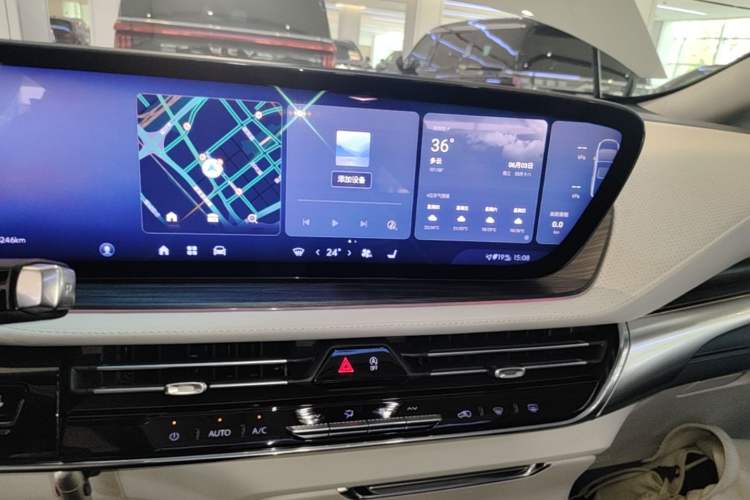 Used Buick Century 2023 2.0T Four-Seat Elegance Edition Audio And AC Panel