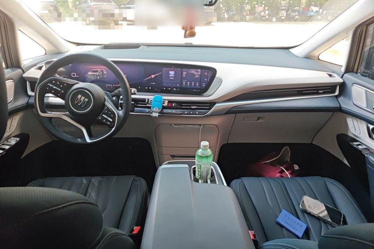 Used Buick Century 2023 2.0T Four-Seat Private Edition Center Console