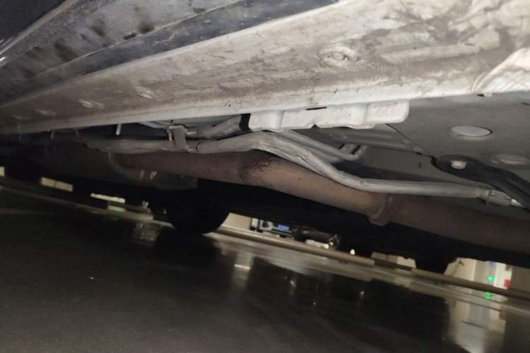 Used Buick Century 2023 2.0T Six-Seater Yinshi Edition Chassis Front Right