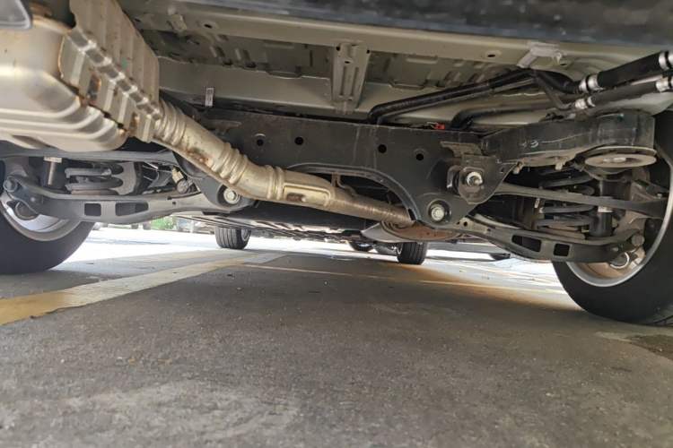 Used Buick Century 2023 2.0T Four-Seat Private Edition Chassis Rear