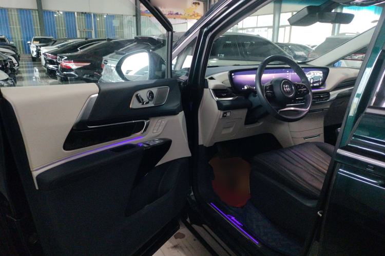 Used Buick Century 2023 2.0T Four-Seat Private Edition Driver Seat