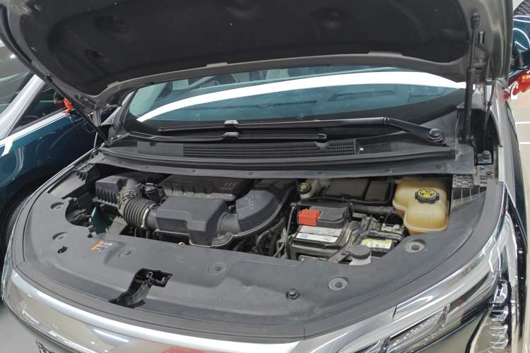 Used Buick Century 2023 2.0T Four-Seat Private Edition Engine Bay