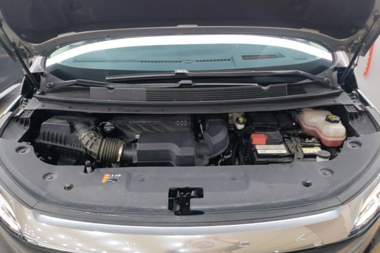Used Buick Century 2023 2.0T Four-Seat Private Edition Engine Bay