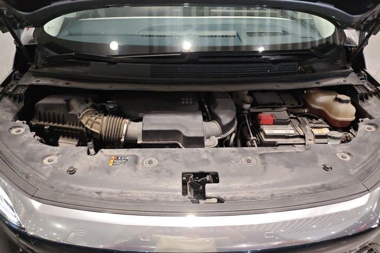 Used Buick Century 2023 2.0T Four-Seat Private Edition Engine Bay
