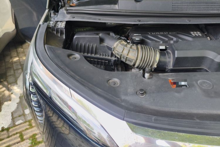 Used Buick Century 2023 2.0T Four-Seat Private Edition Engine Bay Right