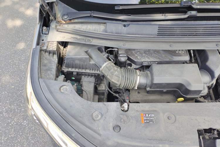 Used Buick Century 2023 2.0T Four-Seat Elegance Edition Engine Bay Right