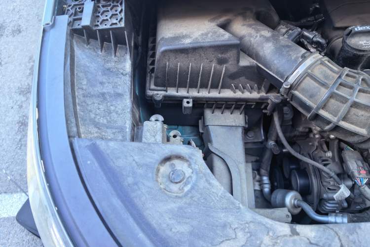 Used Buick Century 2023 2.0T Four-Seat Private Edition Engine Bay Right