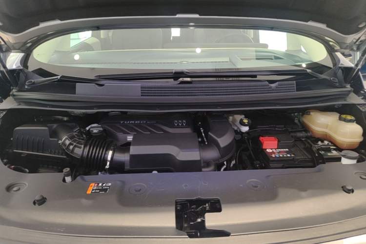 Used Buick Century 2023 2.0T Four-Seat Elegance Edition Engine Bay