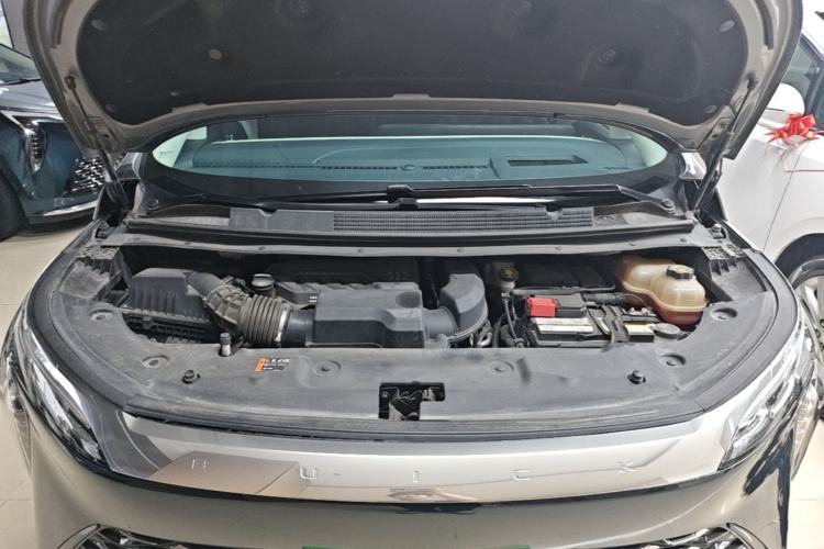 Used Buick Century 2023 2.0T Four-Seat Private Edition Engine Bay