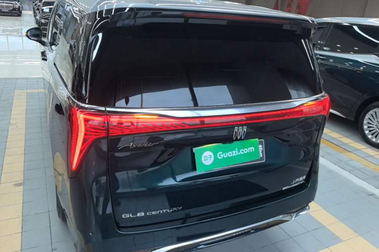 Used Buick Century 2023 2.0T Four-Seat Private Edition Exterior 2