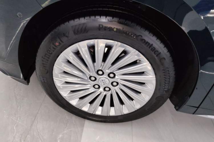 Used Buick Century 2023 2.0T Four-Seat Private Edition Exterior 4