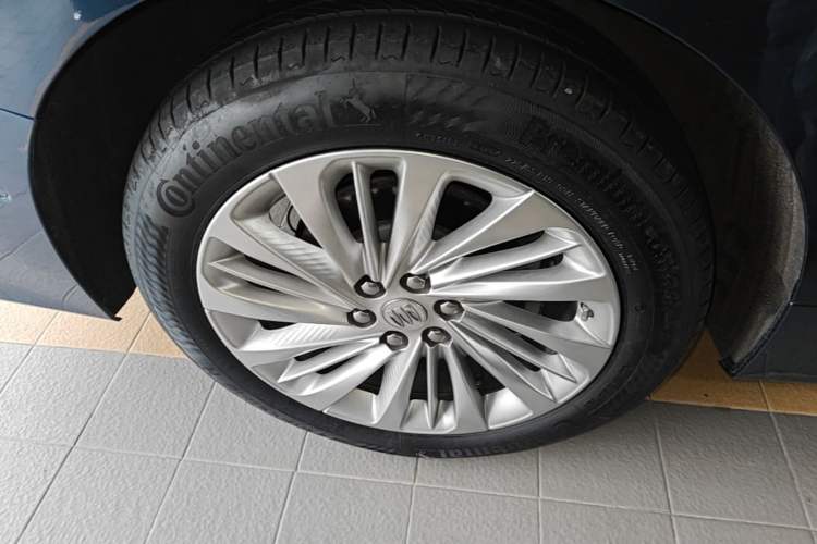 Used Buick Century 2023 2.0T Six-Seater Yinshi Edition Exterior 5