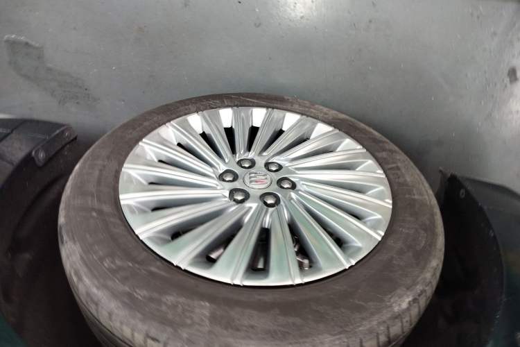 Used Buick Century 2023 2.0T Four-Seat Private Edition Exterior 7