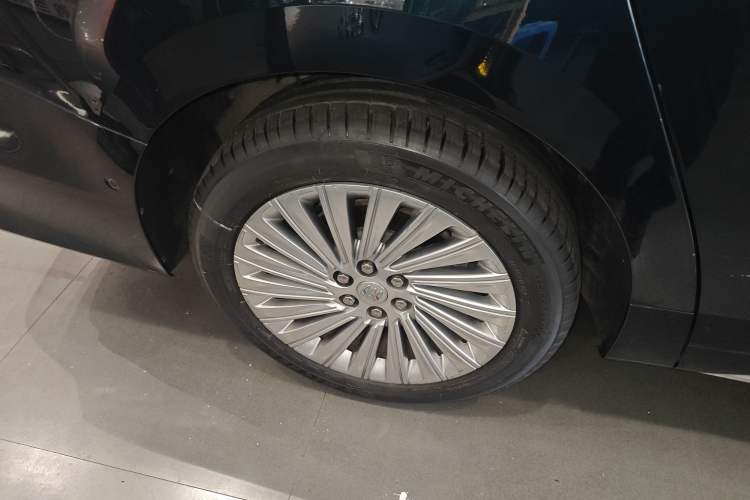 Used Buick Century 2023 2.0T Four-Seat Elegance Edition Exterior 8