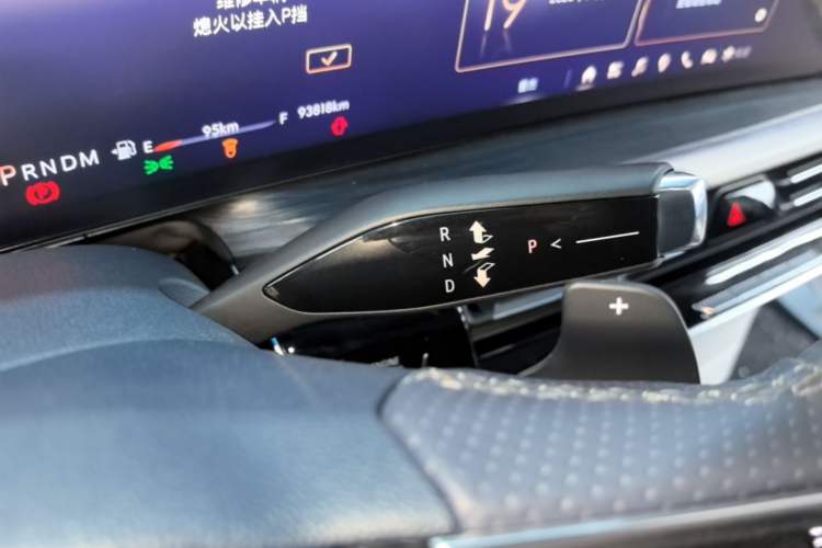 Used Buick Century 2023 2.0T Four-Seat Private Edition Gear Lever