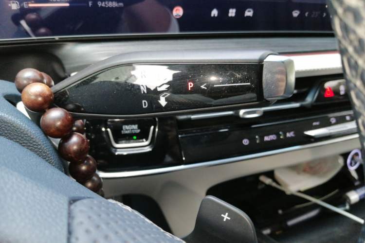 Used Buick Century 2023 2.0T Four-Seat Elegance Edition Gear Lever