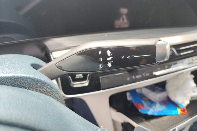 Used Buick Century 2023 2.0T Four-Seat Elegance Edition Gear Lever