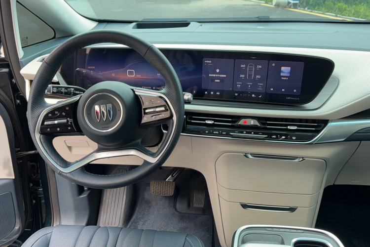 Used Buick Century 2023 2.0T Four-Seat Private Edition Interior 1