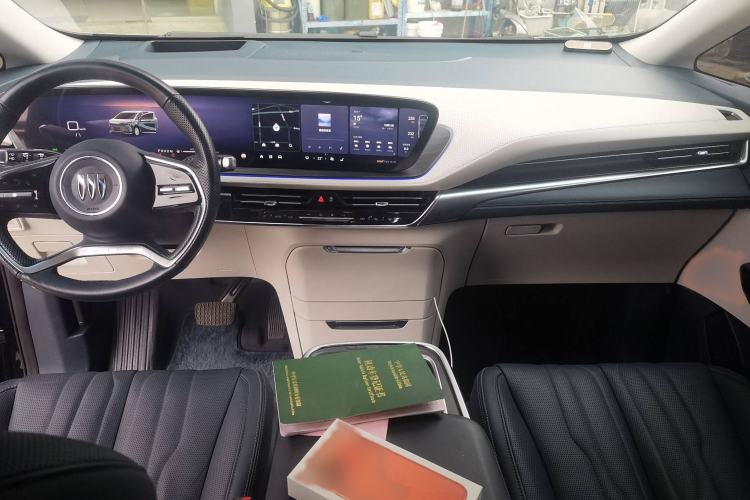 Used Buick Century 2023 2.0T Four-Seat Private Edition Interior 3