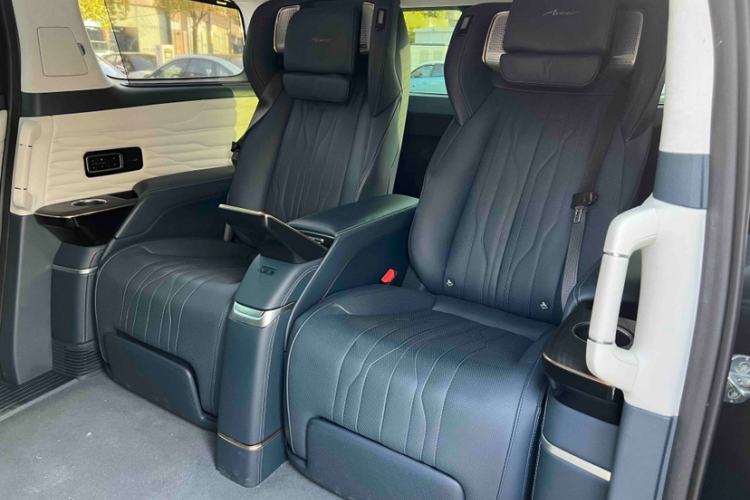 Used Buick Century 2023 2.0T Four-Seat Private Edition Interior 7