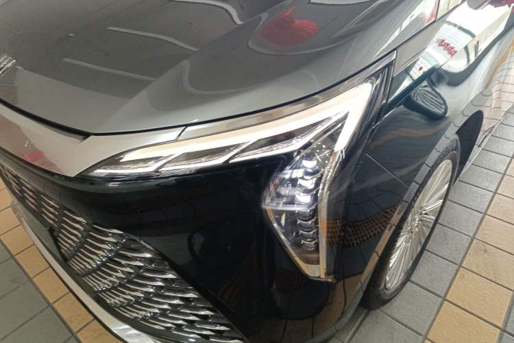 Used Buick Century 2023 2.0T Four-Seat Private Edition Left Front Headlight