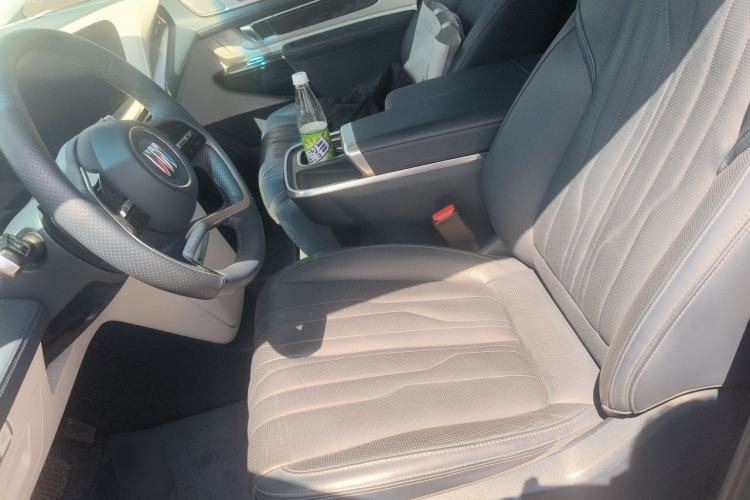 Used Buick Century 2023 2.0T Four-Seat Private Edition Left Front Seat