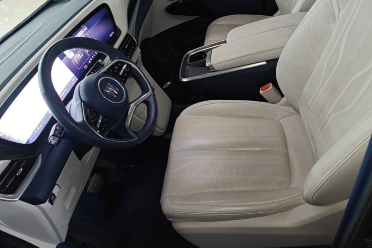 Used Buick Century 2023 2.0T Six-Seater Yinshi Edition Left Front Seat