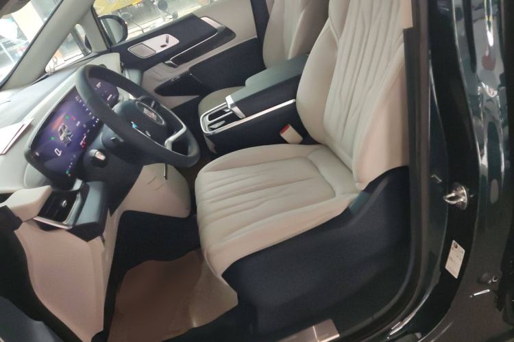 Used Buick Century 2023 2.0T Four-Seat Private Edition Left Front Seat