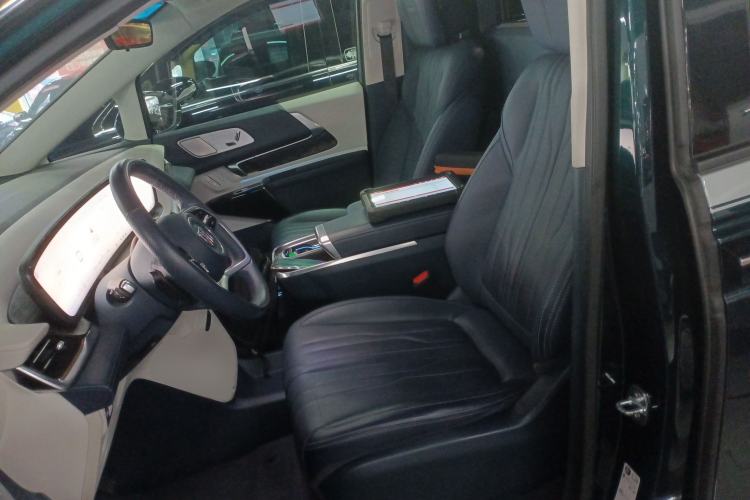 Used Buick Century 2023 2.0T Four-Seat Private Edition Left Front Seat