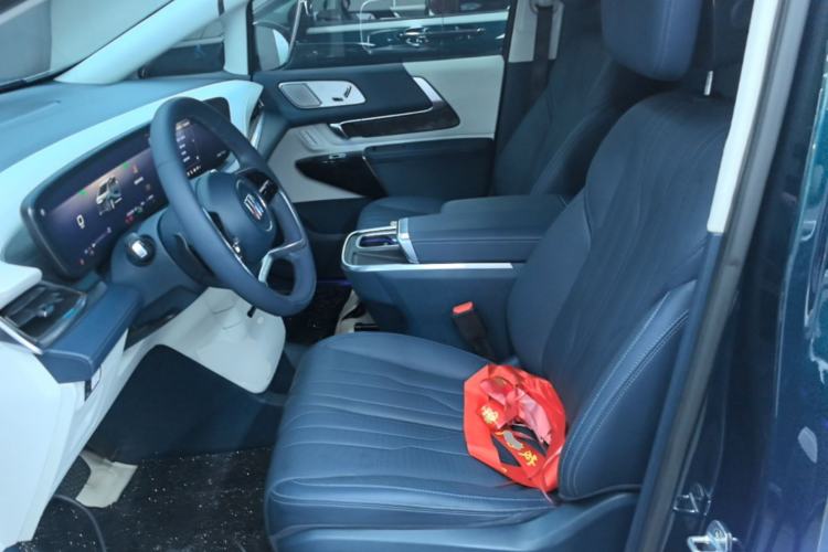 Used Buick Century 2023 2.0T Four-Seat Private Edition Left Front Seat
