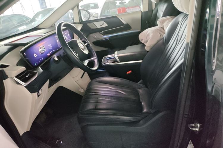 Used Buick Century 2023 2.0T Four-Seat Private Edition Left Front Seat