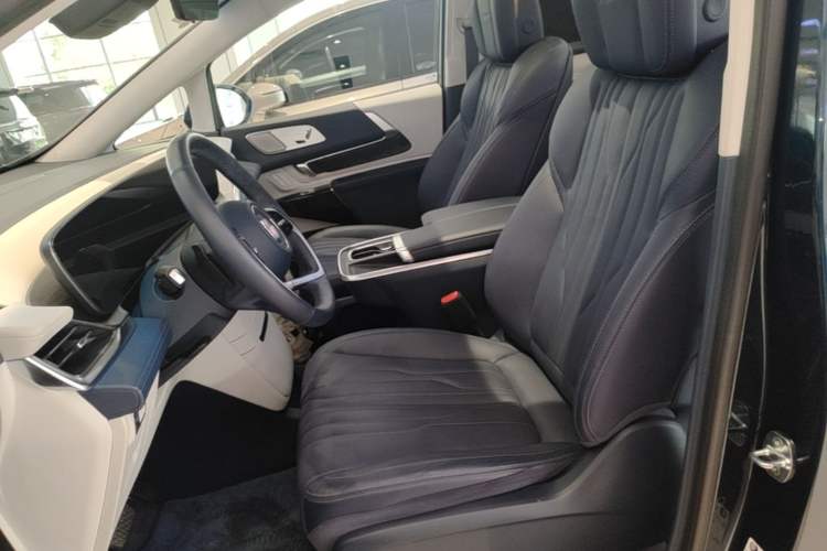 Used Buick Century 2023 2.0T Four-Seat Elegance Edition Left Front Seat